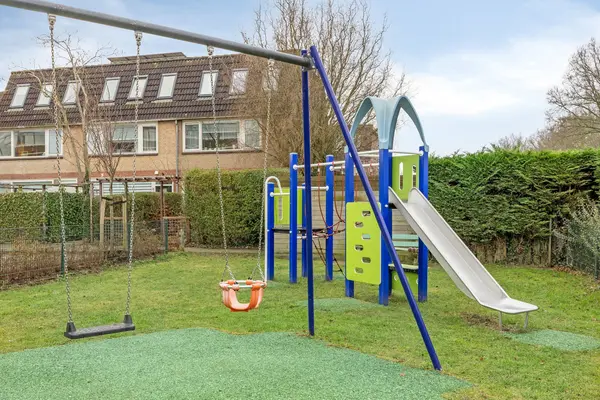 Burgemeester Wapstraat 76, Zoeterwoude