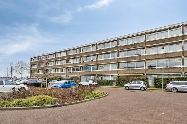 Burgemeester Wapstraat 76, Zoeterwoude