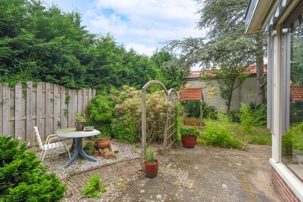 Noordeinde 11, Rijnsburg