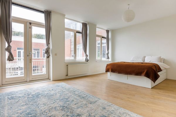 Hoge Rijndijk 88A, Leiden