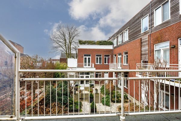 Hoge Rijndijk 88A, Leiden