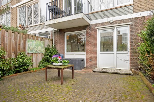 Debussystraat 39, Leiden