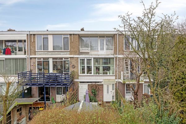 Debussystraat 39, Leiden