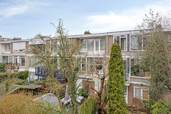 Debussystraat 39, Leiden