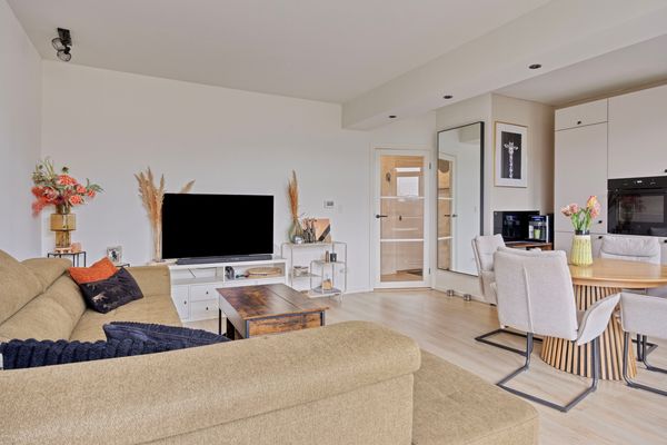 Zwaluw 24, Zoeterwoude