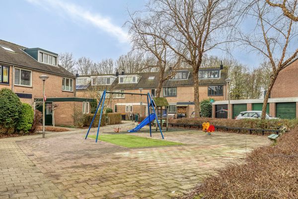 Zwaluw 24, Zoeterwoude