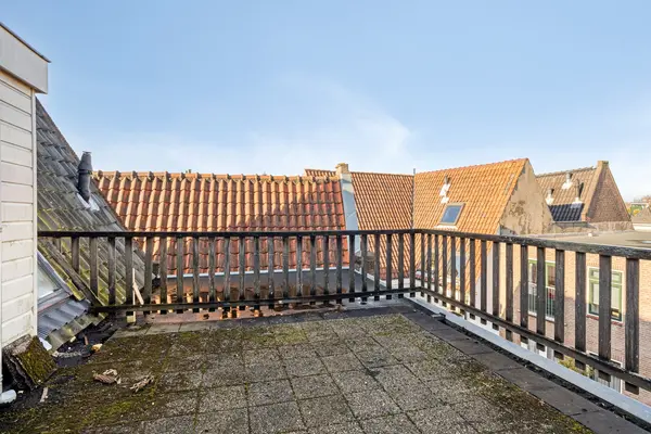 Hogewoerd 102C, Leiden