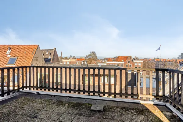 Hogewoerd 102C, Leiden