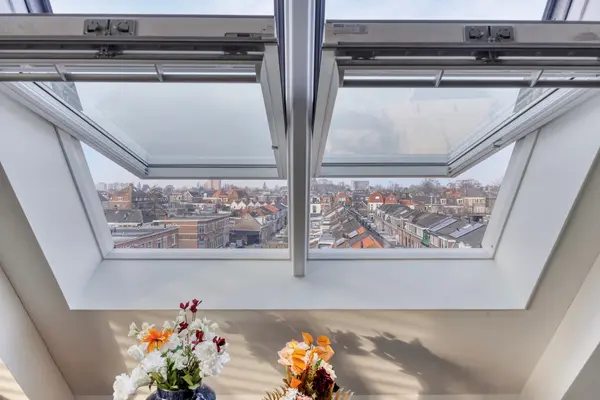 Eendragtplaats 12, Leiden