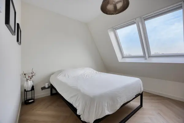 Eendragtplaats 12, Leiden