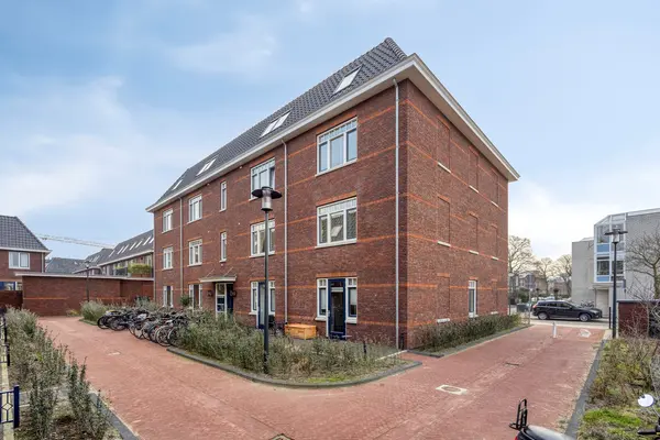 Eendragtplaats 12, Leiden