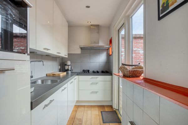 Piet Heinstraat 17, Leiden