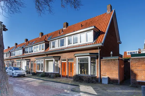 Buys Ballotstraat 46, Leiden