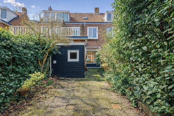 Buys Ballotstraat 46, Leiden