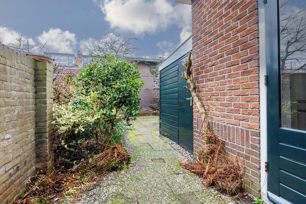Buys Ballotstraat 46, Leiden