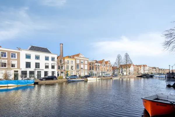 Olieslagerspoort 1, Leiden