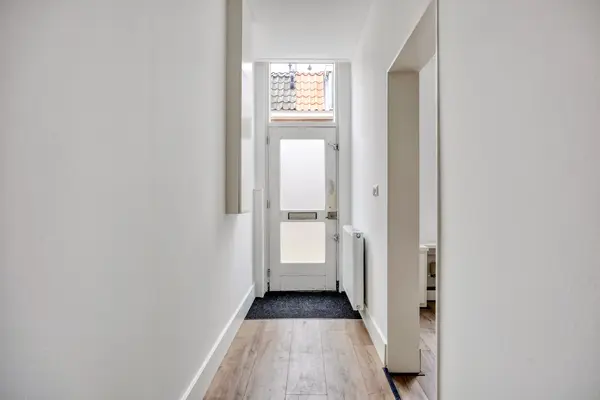 Oranjestraat 8