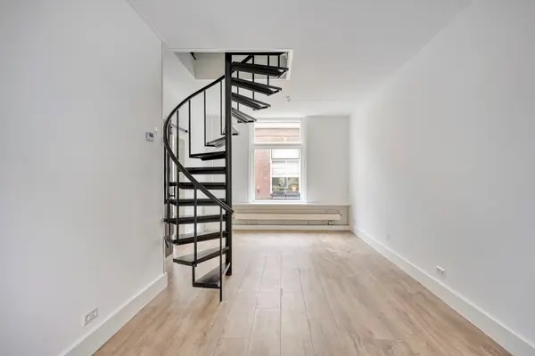Oranjestraat 8, Leiden