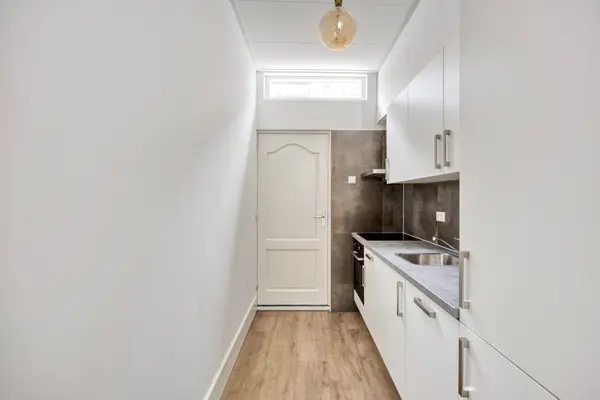 Oranjestraat 8, Leiden