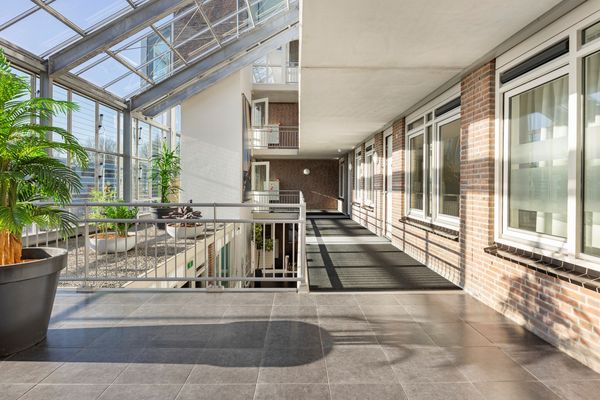 Veerpolder 1 016, Warmond