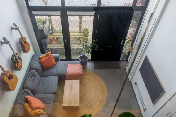 Overrijn 18G, Leiden