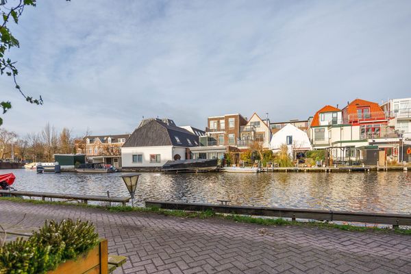 Overrijn 18G, Leiden