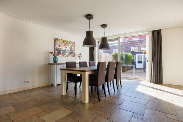 Simon van Ooststroomhof 51, Oegstgeest