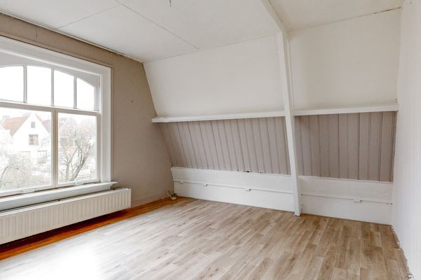 Middelweg 28, Leiden