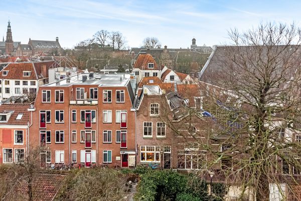 Middelweg 28, Leiden