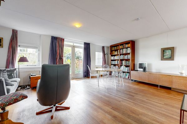 Chris De Jongstraat 8, Leiden