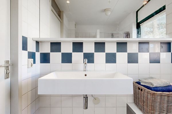 Chris De Jongstraat 8, Leiden