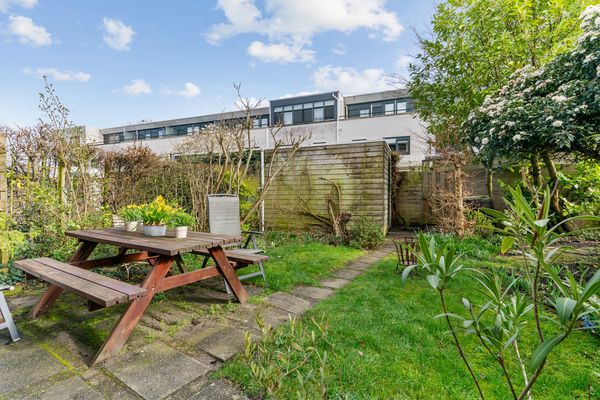 Chris De Jongstraat 8, Leiden