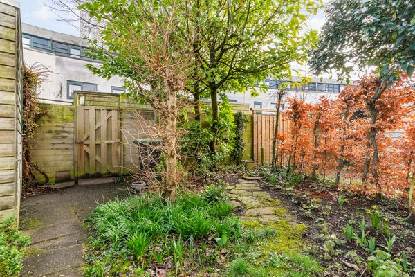 Chris De Jongstraat 8, Leiden