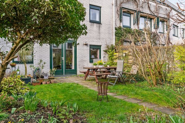 Chris De Jongstraat 8, Leiden