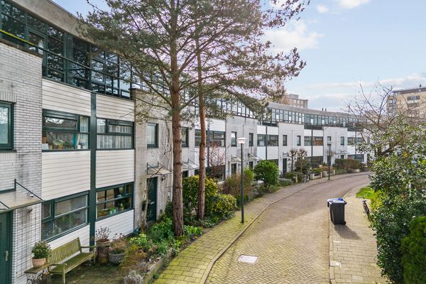 Chris De Jongstraat 8, Leiden