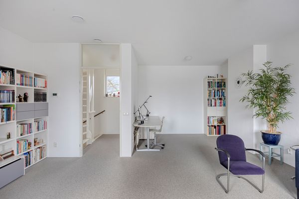 Elly Kerckhoffskade 12, Leiden