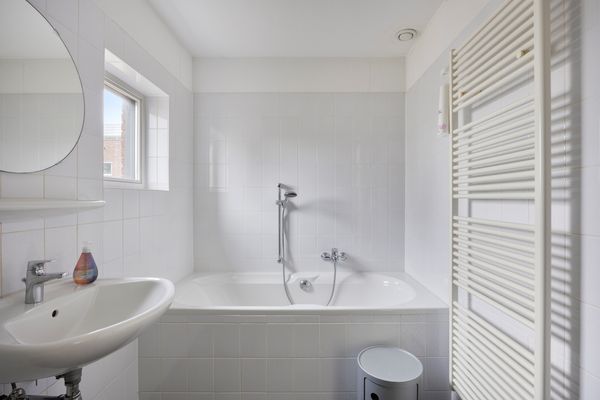 Elly Kerckhoffskade 12, Leiden