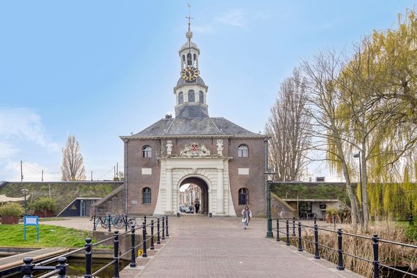 Lage Rijndijk 61, Leiden