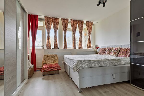 Jan Luykenlaan 82, Leiden