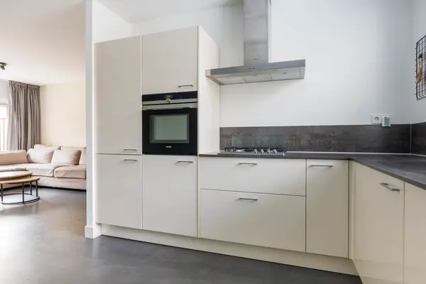 Klimopzoom 91, Leiderdorp