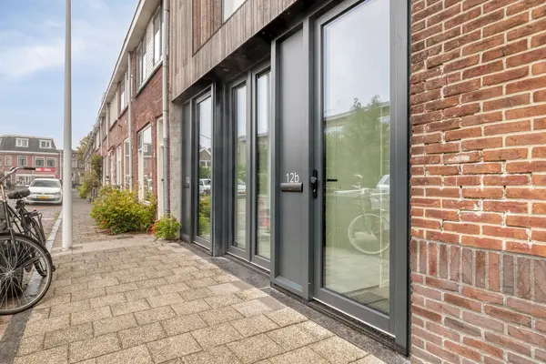 Pioenstraat 12B, Leiden