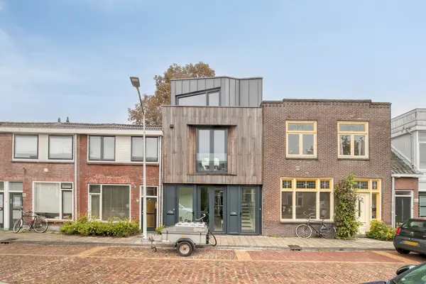 Pioenstraat 12B, Leiden