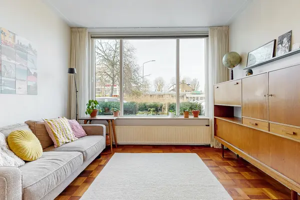 Prins Bernhardlaan 52, Voorschoten