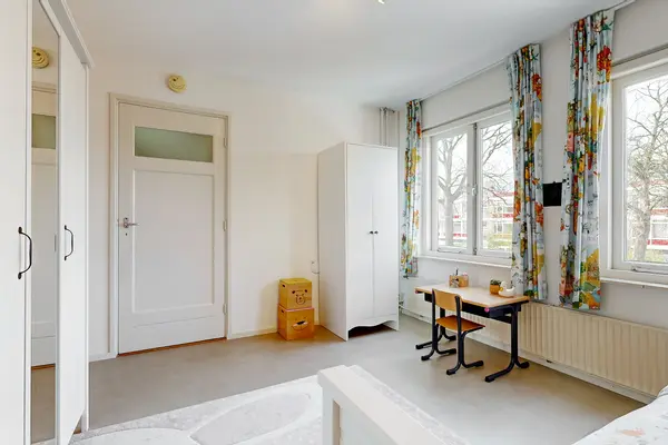 Prins Bernhardlaan 52, Voorschoten