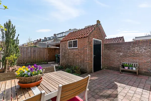 Prins Bernhardlaan 52, Voorschoten