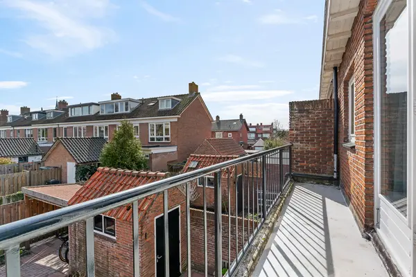 Prins Bernhardlaan 52, Voorschoten
