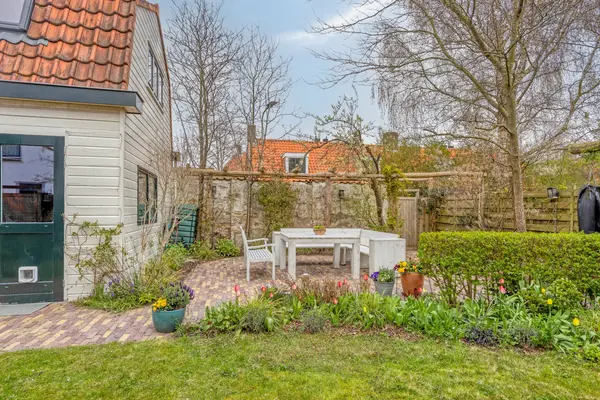 Straat Ter Leede 2, Warmond