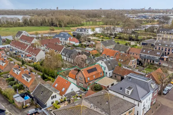 Straat Ter Leede 2, Warmond