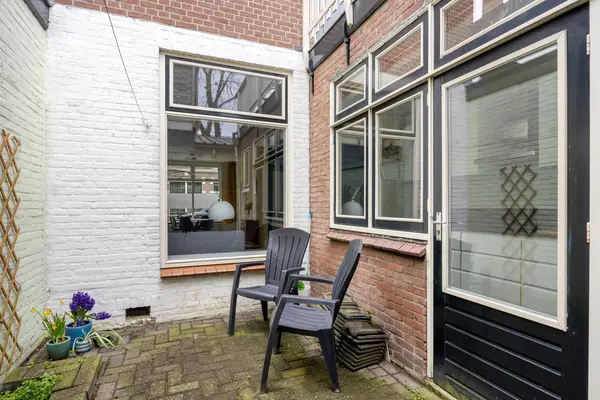 Piet Heinstraat 1, Leiden