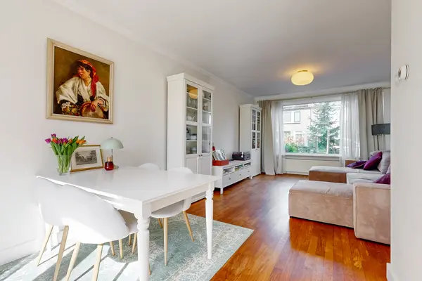 Dahlialaan 10, Oegstgeest
